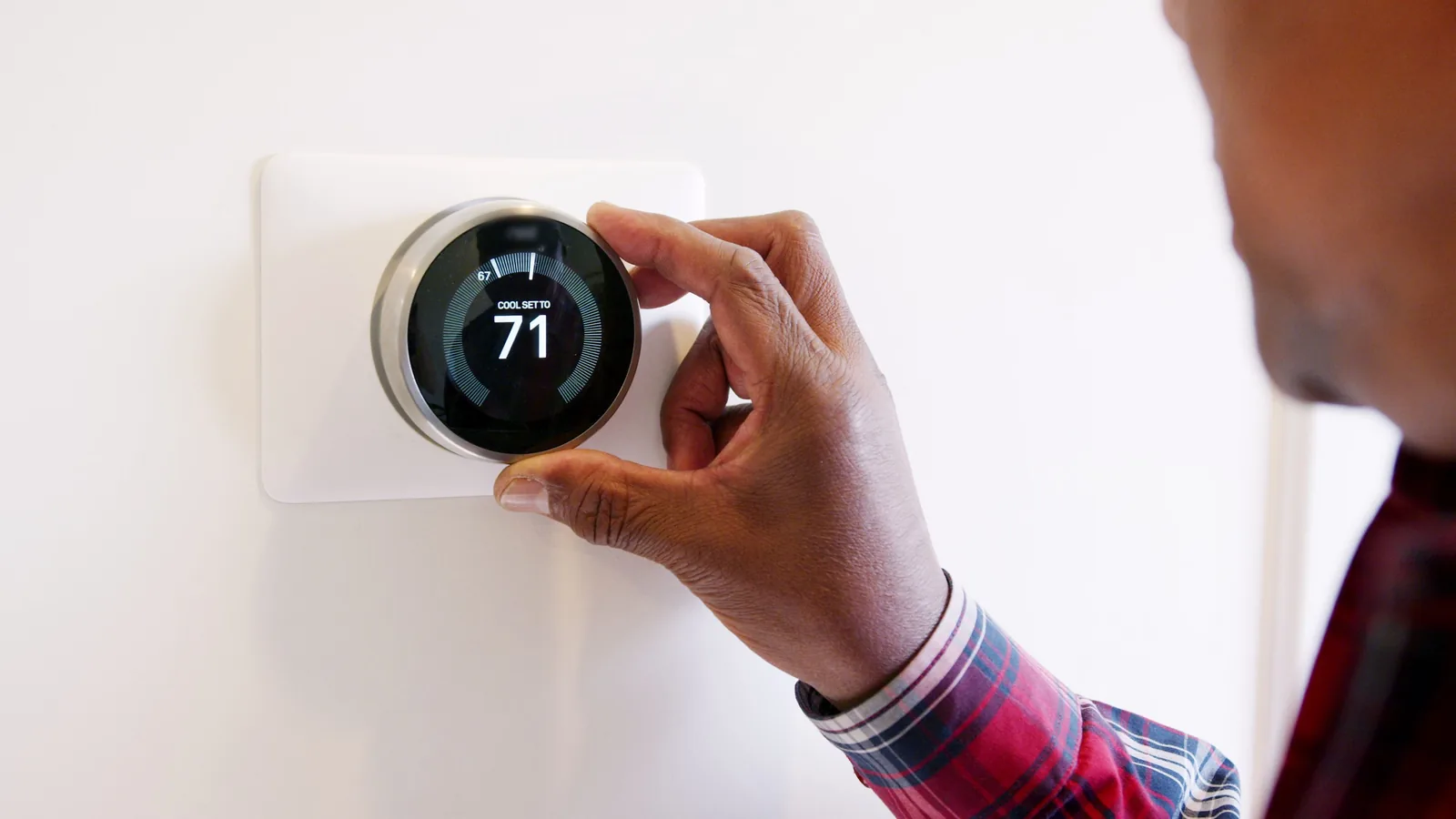 How To Install A Smart Thermostat For Optimal Efficiency cover image